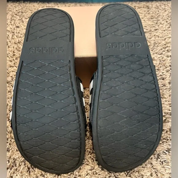 Adidas Adjustable Strap Slides - Picture 2 of 8